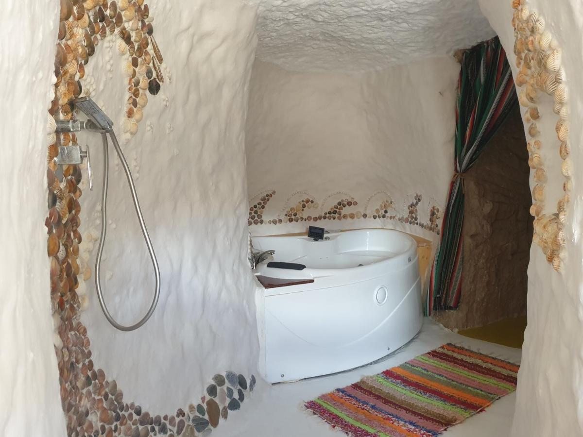 Villa Creatively Designed Cavehouse With Jacuzzi Gorafe Exterior foto
